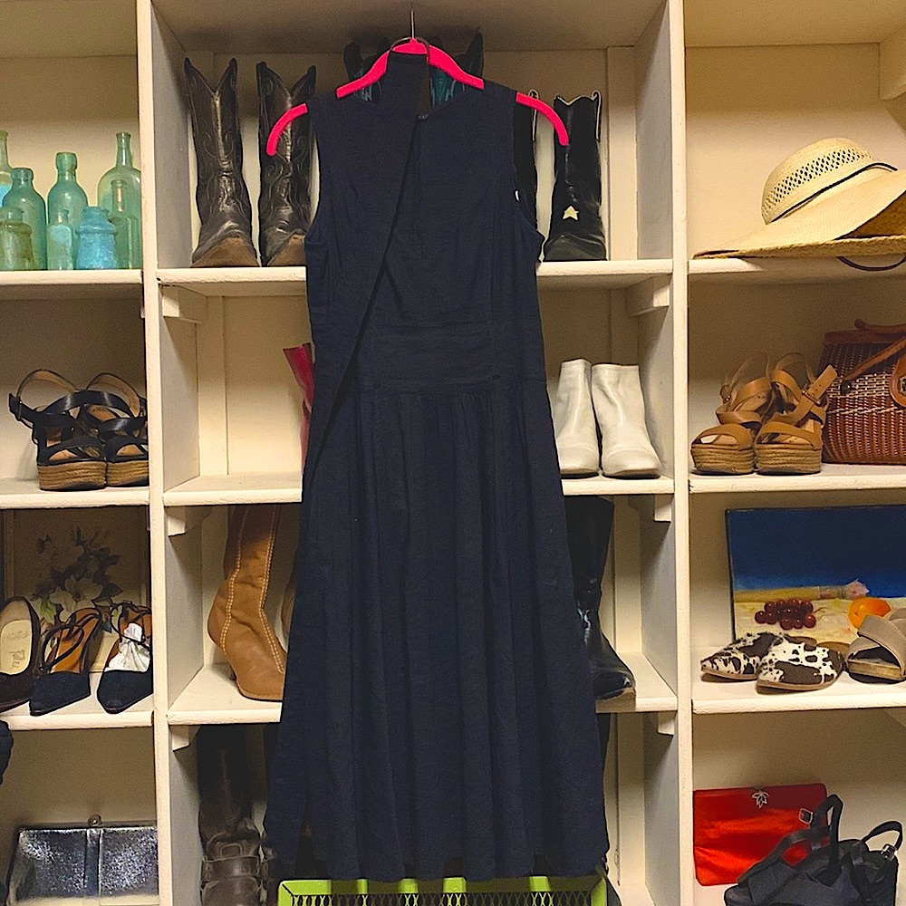 Theory black linen Kiana dress. INCREDIBLE black dress! Hate to part with it!